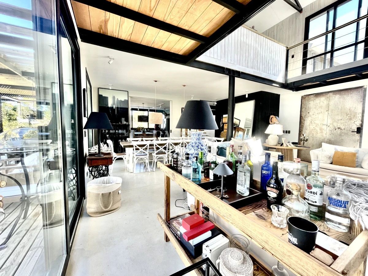 Casa ID.4882 - Casa de estreno en Pinar del Faro
