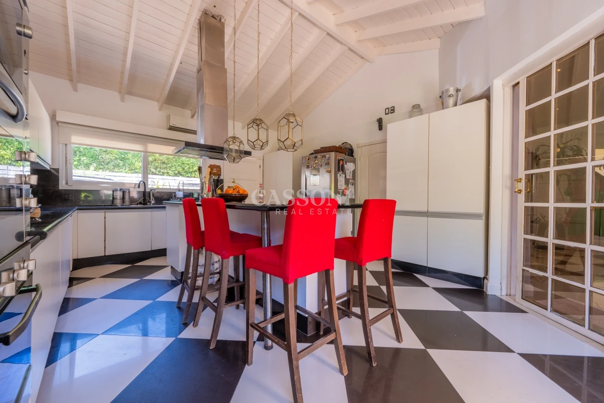 Casa ID.78 - Venta, Espectacular Residencia en Barrio Privado, La Arbolada  