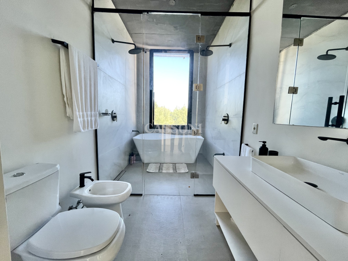 Casa ID.4908 - Refugio de diseño en Laguna Escondida: elegancia, calma y naturaleza