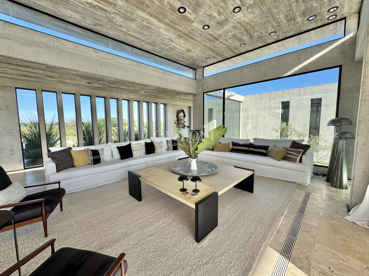 Casa ID.5131 - casa moderna en laguna escondida