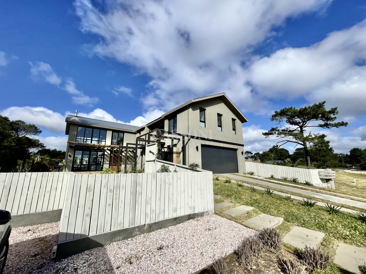 Casa ID.4882 - Casa de estreno en Pinar del Faro