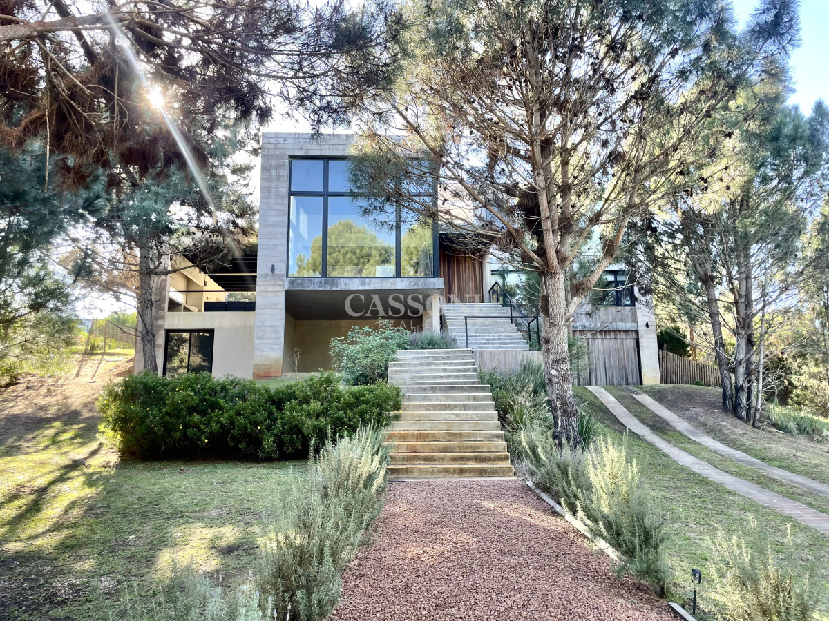 Casa ID.4908 - Refugio de diseño en Laguna Escondida: elegancia, calma y naturaleza