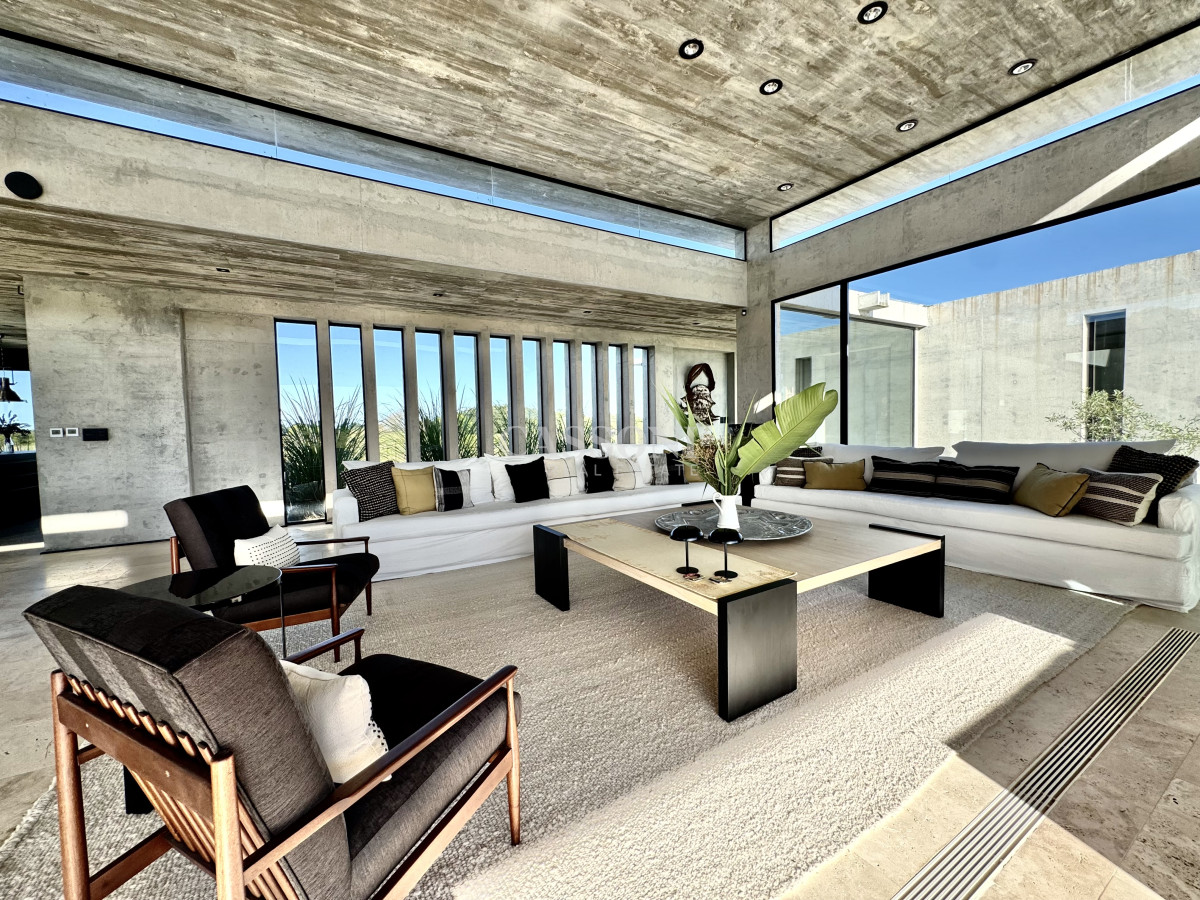 Casa ID.5131 - casa moderna en laguna escondida