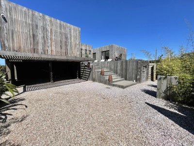 Casa en Venta y Alquiler en el Chorro