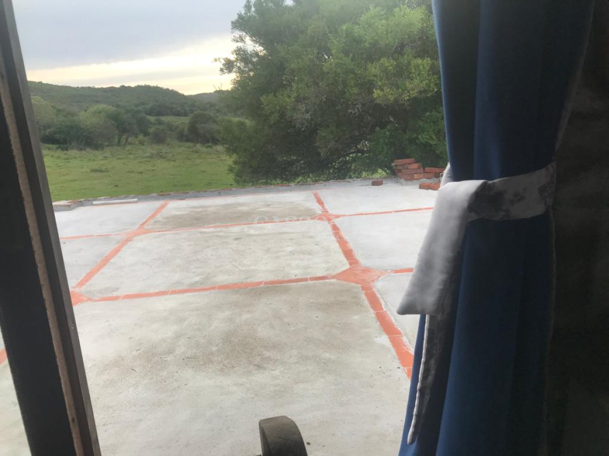 Chacra ID.3953 - MUY LINDO CAMPO EN GARZÓN CON FINCA  DE 2 DORMITORIOS