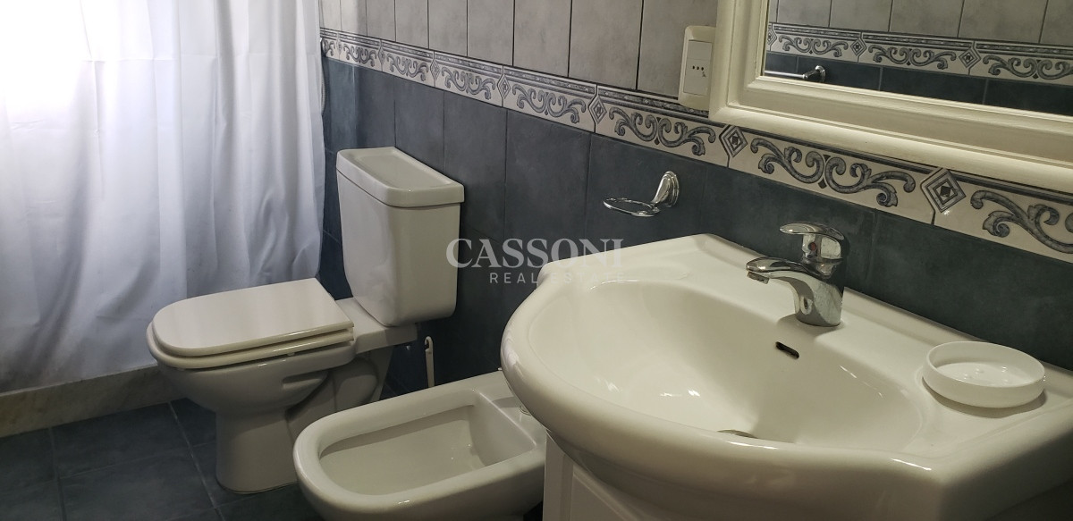 Terreno ID.1611 - Venta Manzana Entera con Casa, Proyecto Aprobado para Edificio