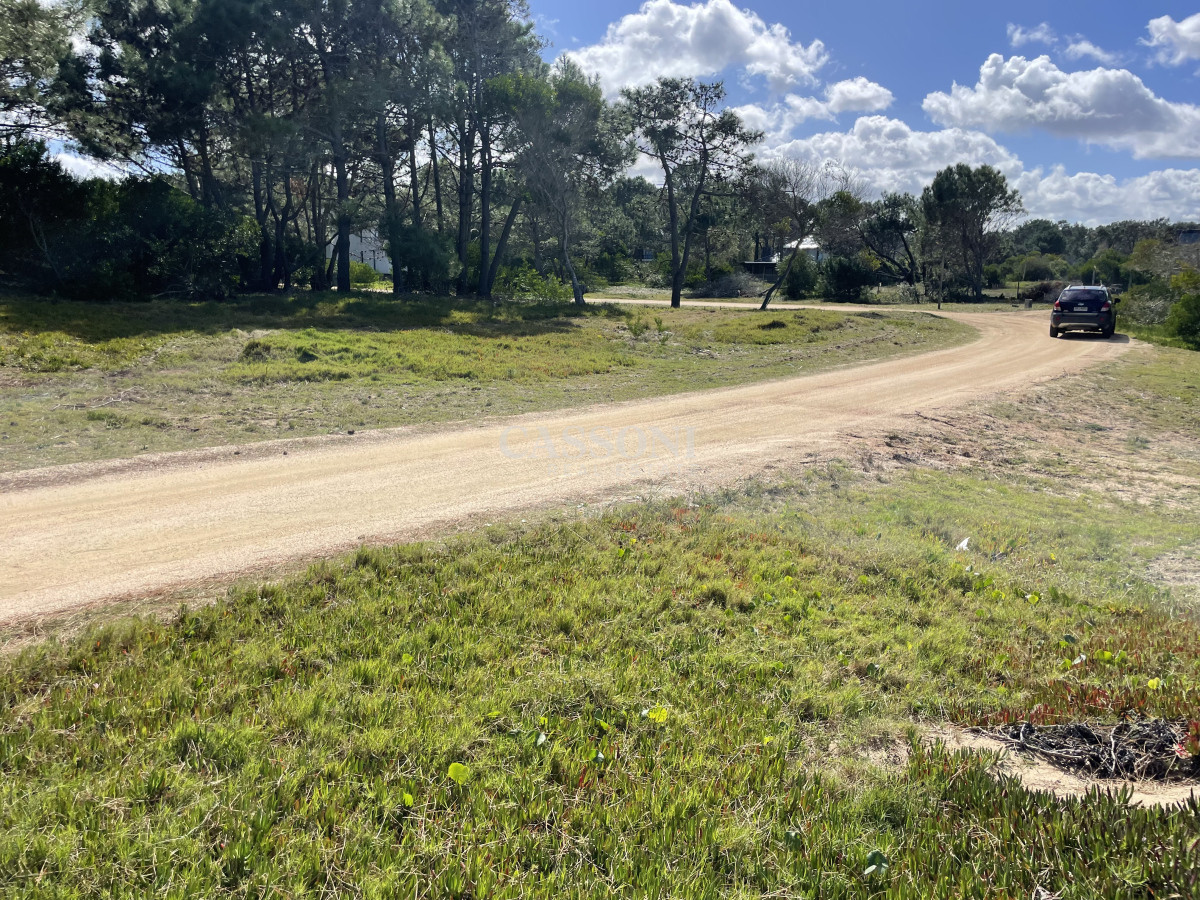 Terreno ID.4917 - Terreno en Primera Línea de Laguna Escondida