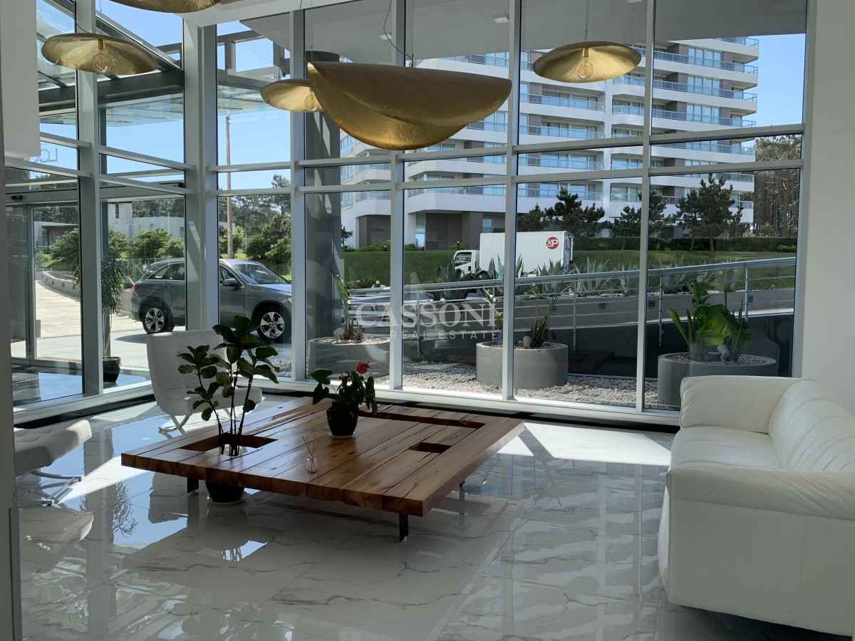 Apartamento ID.542 - Venta y Alquiler Anual, Apartamento 2 Dormitorios + Dep, Torre Look Brava