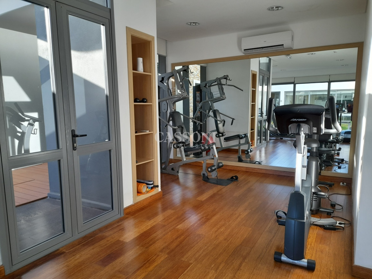 Apartamento ID.1382 - Alquiler Monoambiente, A 100 mts de pda. 6 Playa Brava, Chronos
