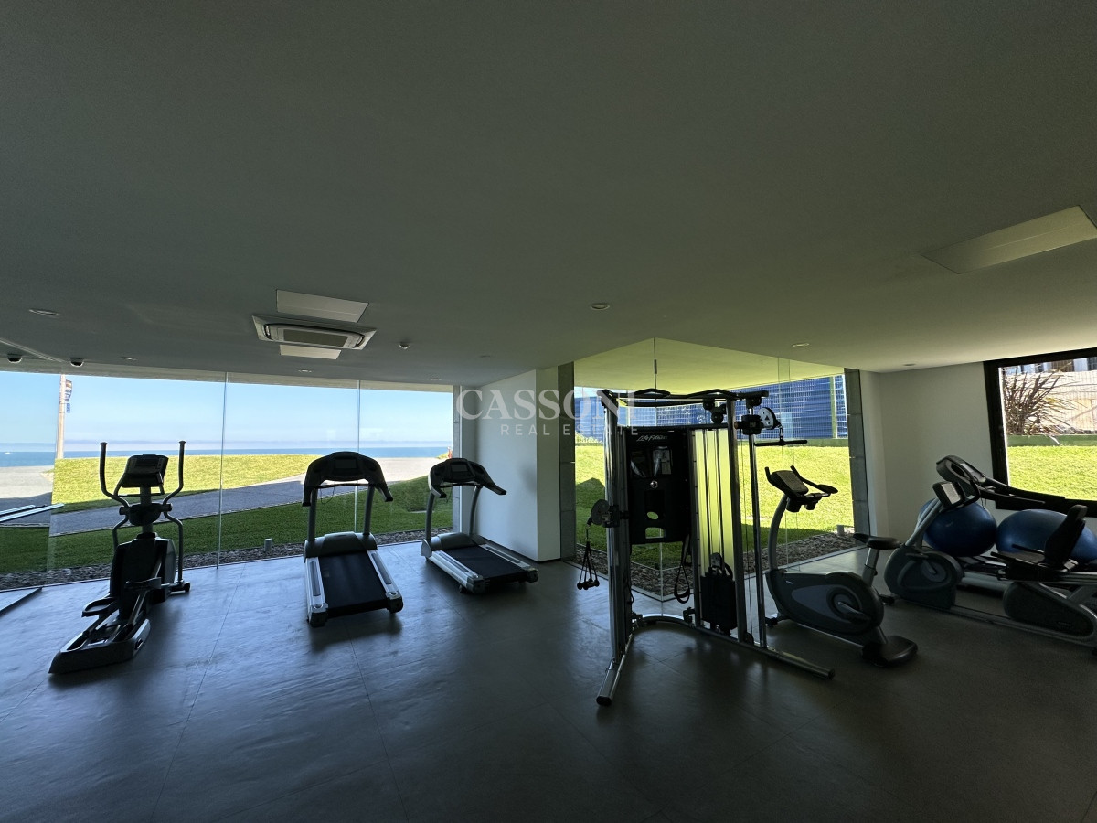 Apartamento ID.1893 - Primera Linea al Mar, 3 Dormitorios, Playa Mansa 