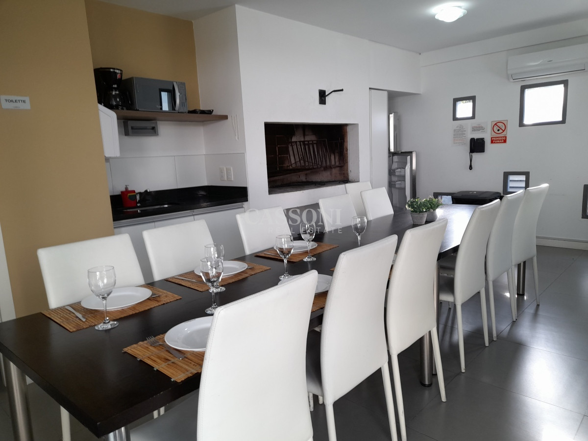 Apartamento ID.1382 - Alquiler Monoambiente, A 100 mts de pda. 6 Playa Brava, Chronos