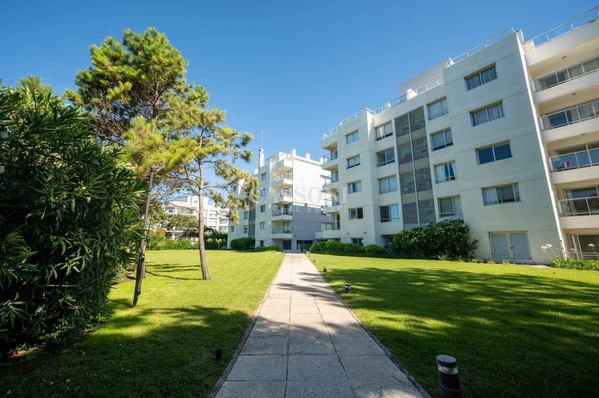 Apartamento ID.1586 - Venta Apartamento Penthouse, Frente al Mar