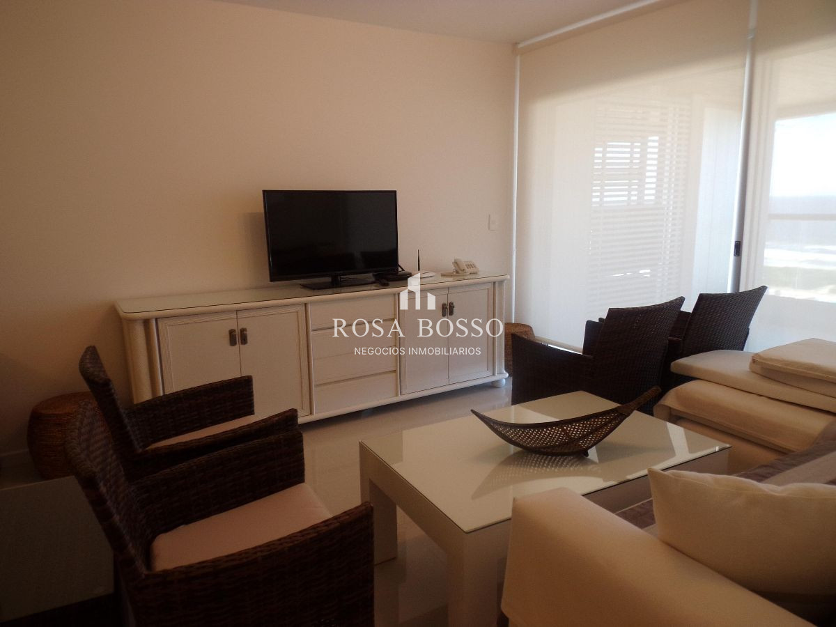 Apartamento ID.9338 - Apartamento Alquiler 3 dormitorios Punta del Este Brava Icon Brava