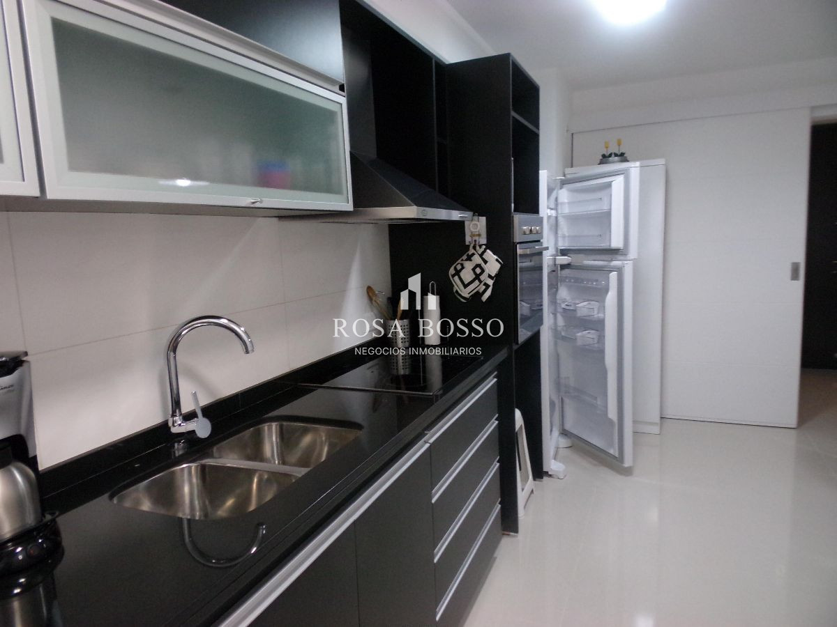 Apartamento ID.9338 - Apartamento Alquiler 3 dormitorios Punta del Este Brava Icon Brava