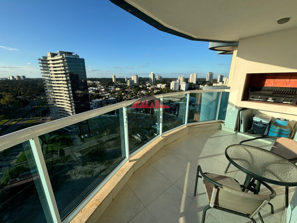 Apartamento en Punta del Este, Aidy Grill - EMP3255A