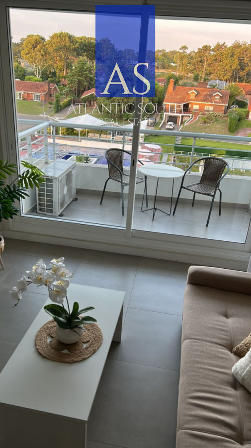 Apartamento ID.4637 - Apartamento moderno de 1 dormitotorio con servicios y garage