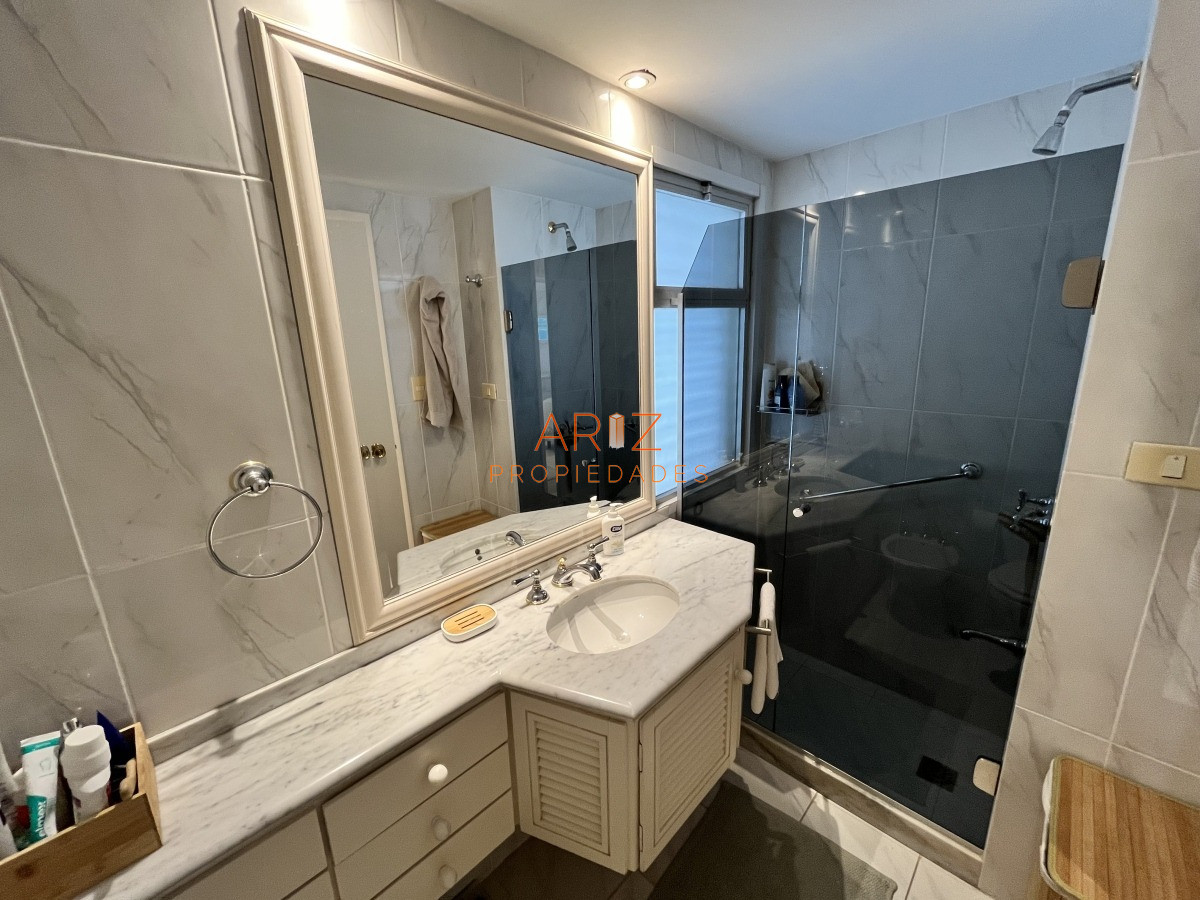 Apartamento ID.2399 - VENTA APARTAMENTO PENINSULA PUNTA DEL ESTE 2 DORMITORIOS 2 BAÑOS VISTA A LA MANSA 