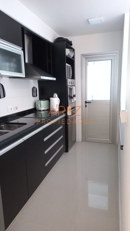 Apartamento ID.2160 - Hermoso apartamento con vista a Playa Brava GRANDES AMBIENTES 3 SUITES PUNTA DEL ESTE