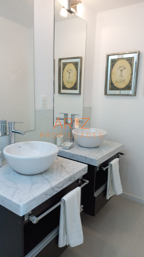 Apartamento ID.2160 - Hermoso apartamento con vista a Playa Brava GRANDES AMBIENTES 3 SUITES PUNTA DEL ESTE