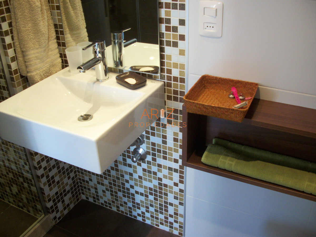 Apartamento ID.2338 - VENTA MUY BUEN PRECIO 2 DORMITORIOS Y MEDIO FOREST TOWER 