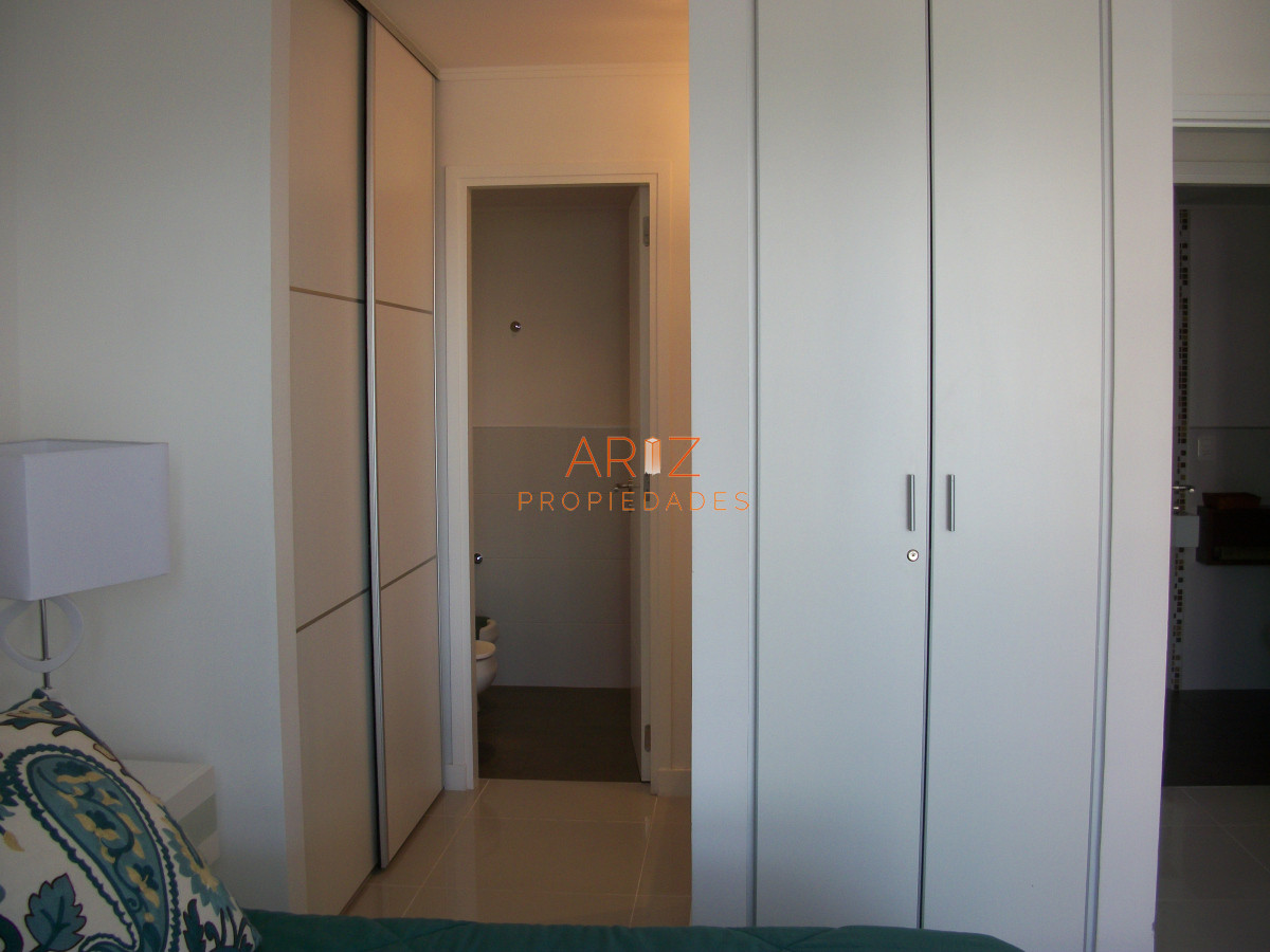 Apartamento ID.2338 - VENTA MUY BUEN PRECIO 2 DORMITORIOS Y MEDIO FOREST TOWER 