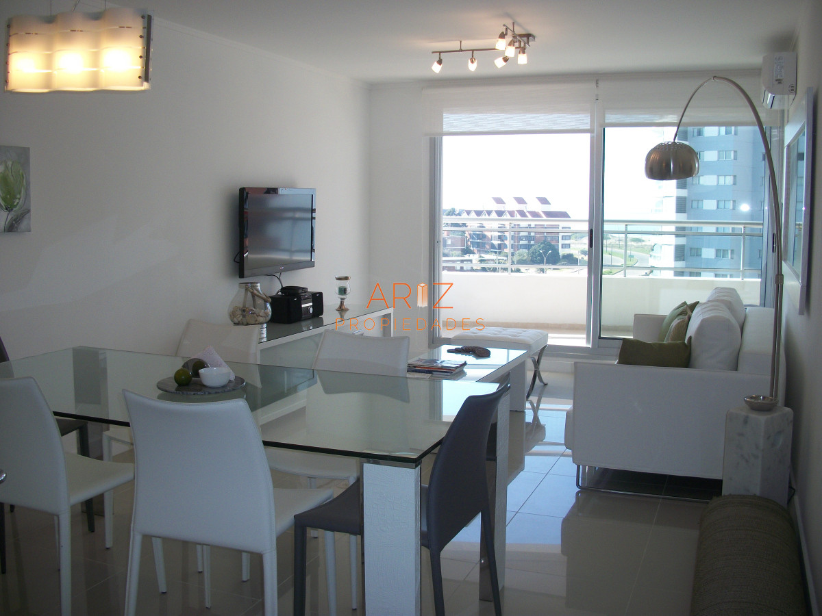 Apartamento ID.2338 - VENTA MUY BUEN PRECIO 2 DORMITORIOS Y MEDIO FOREST TOWER 