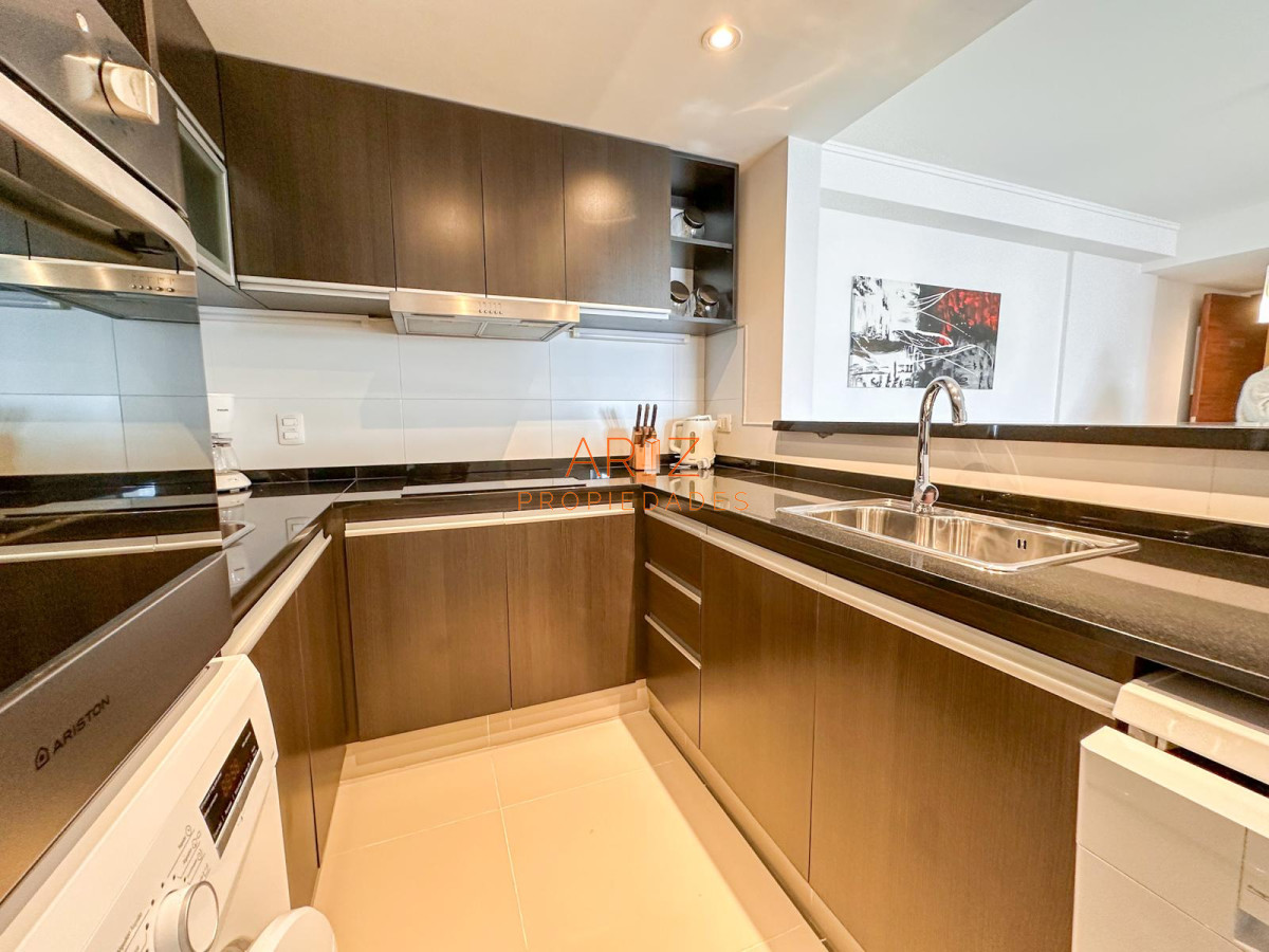 Apartamento ID.2144 - VENTA APARTAMENTO 3 DORMITORIOS 2 BAÑOS PUNTA DEL ESTE A PASOS DE LA BRAVA TODOS LOS SERVICIOS