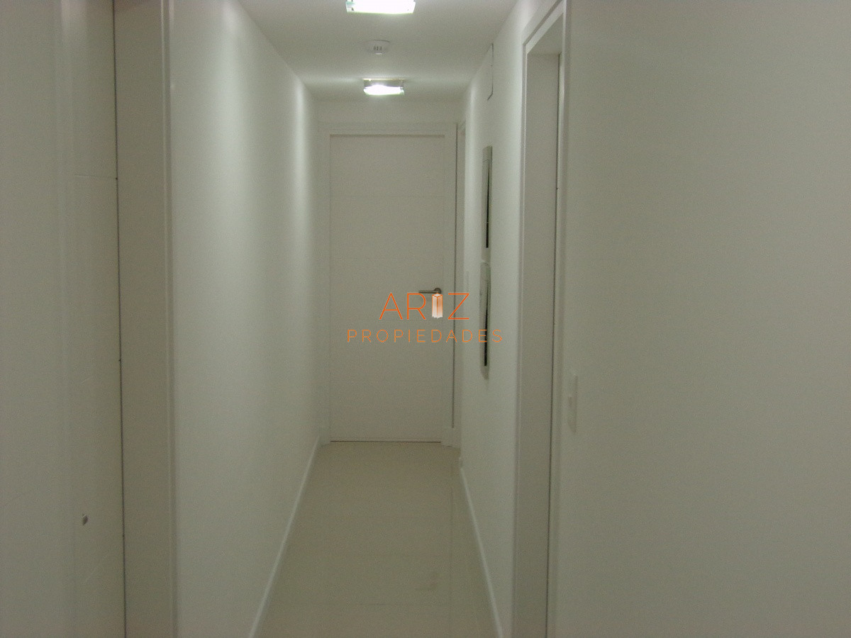 Apartamento ID.2160 - Hermoso apartamento con vista a Playa Brava GRANDES AMBIENTES 3 SUITES PUNTA DEL ESTE