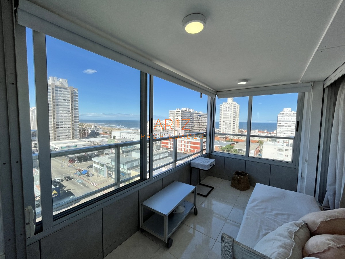 Apartamento ID.2399 - VENTA APARTAMENTO PENINSULA PUNTA DEL ESTE 2 DORMITORIOS 2 BAÑOS VISTA A LA MANSA 