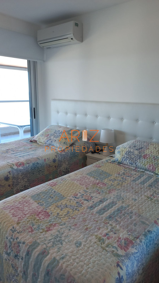 Apartamento ID.2160 - Hermoso apartamento con vista a Playa Brava GRANDES AMBIENTES 3 SUITES PUNTA DEL ESTE