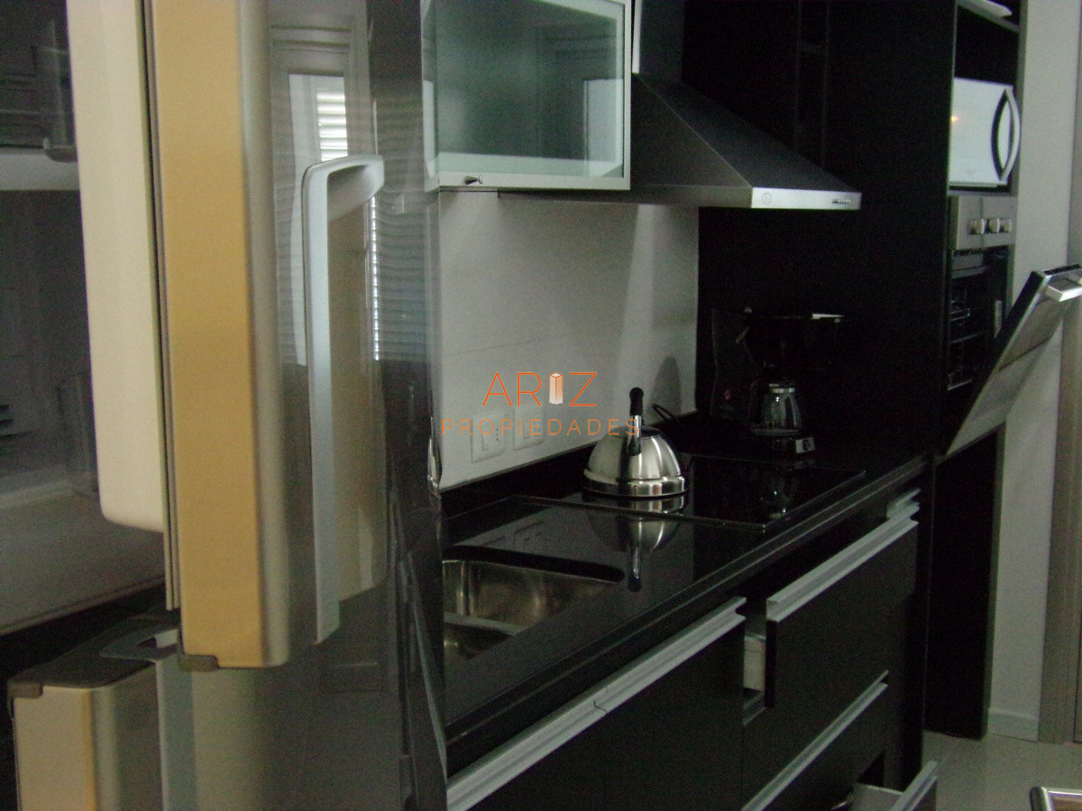 Apartamento ID.2160 - Hermoso apartamento con vista a Playa Brava GRANDES AMBIENTES 3 SUITES PUNTA DEL ESTE