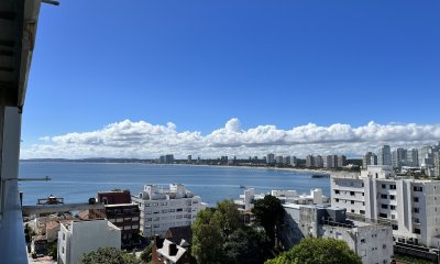 VENTA APARTAMENTO PENINSULA PUNTA DEL ESTE 2 DORMITORIOS 2 BAÑOS VISTA A LA MANSA