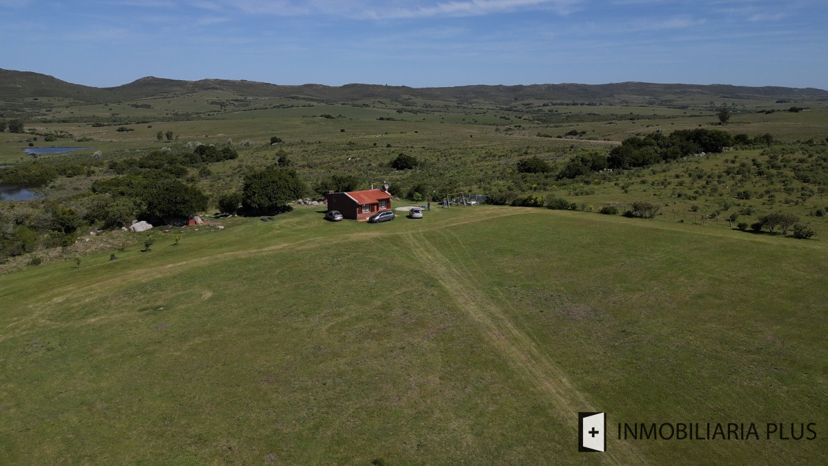 Chacra ID.1015 - Venta de Chacra de 16 hectáreas en Zona Rural con casa de 1 Dormitorios 1 Baños 