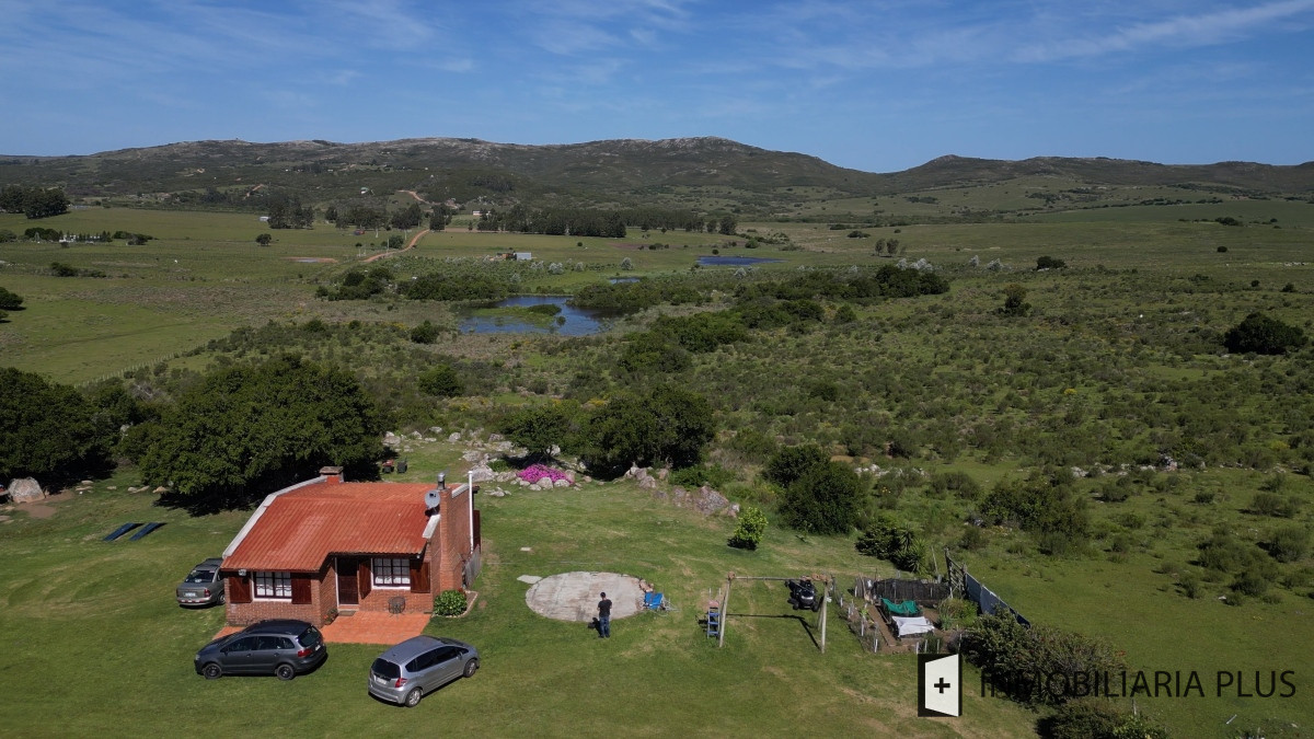 Chacra ID.1015 - Venta de Chacra de 16 hectáreas en Zona Rural con casa de 1 Dormitorios 1 Baños 