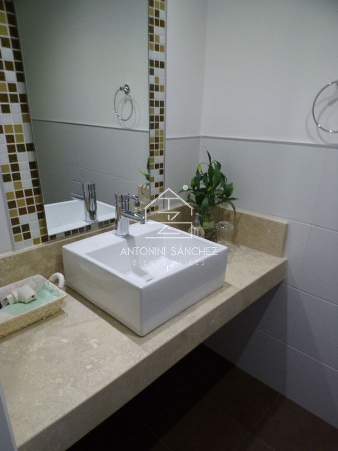 Apartamento ID.2420 - Venta Apartamento 3 Dormitorios Punta del Este 