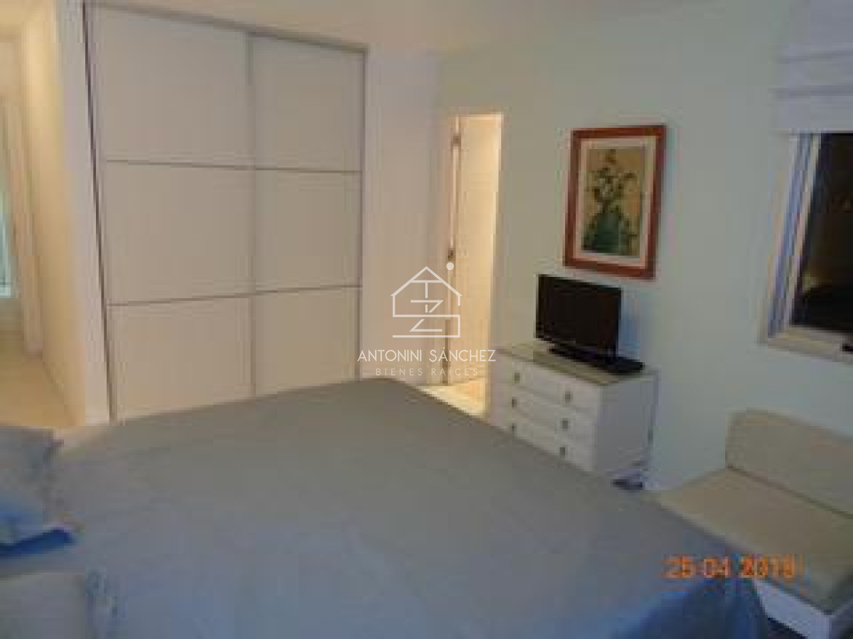 Apartamento ID.2029 - Apartamento, Playa Brava 3 dormitorios y 3 baños 
