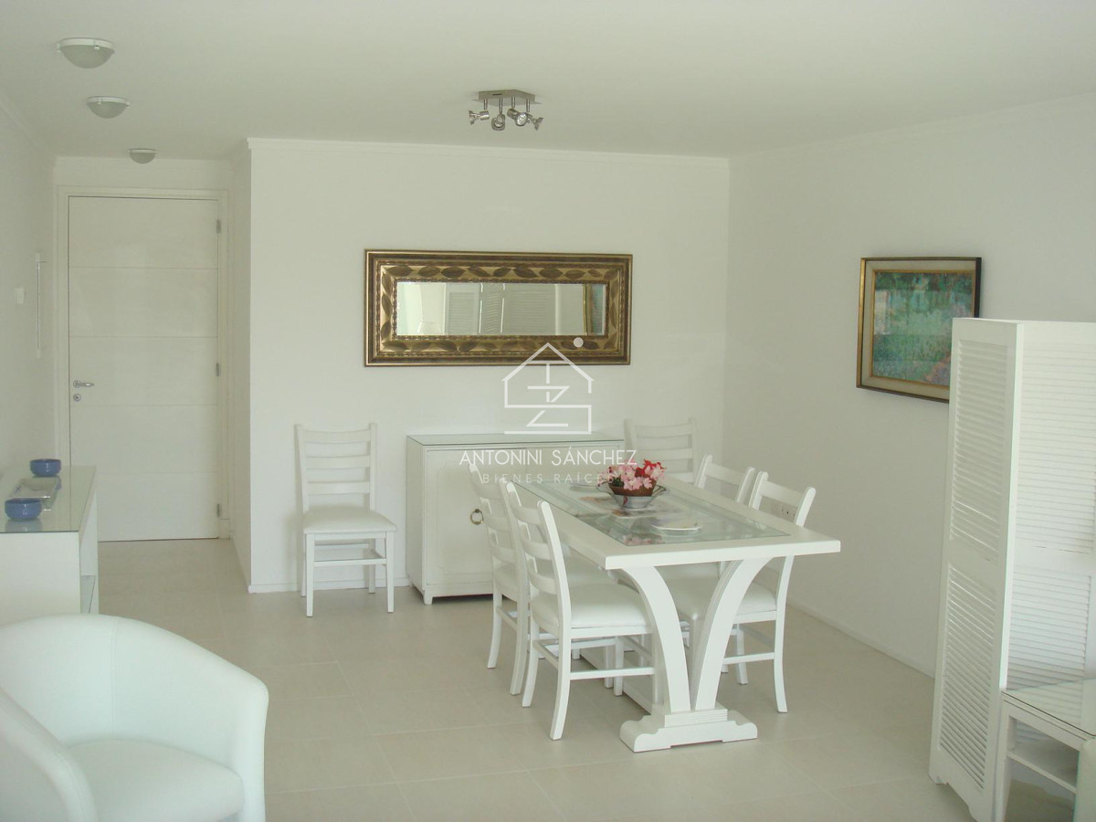 Apartamento ID.2029 - Apartamento, Playa Brava 3 dormitorios y 3 baños 