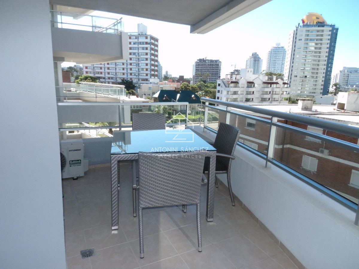 Apartamento ID.2366 - Apartamento - Playa Brava