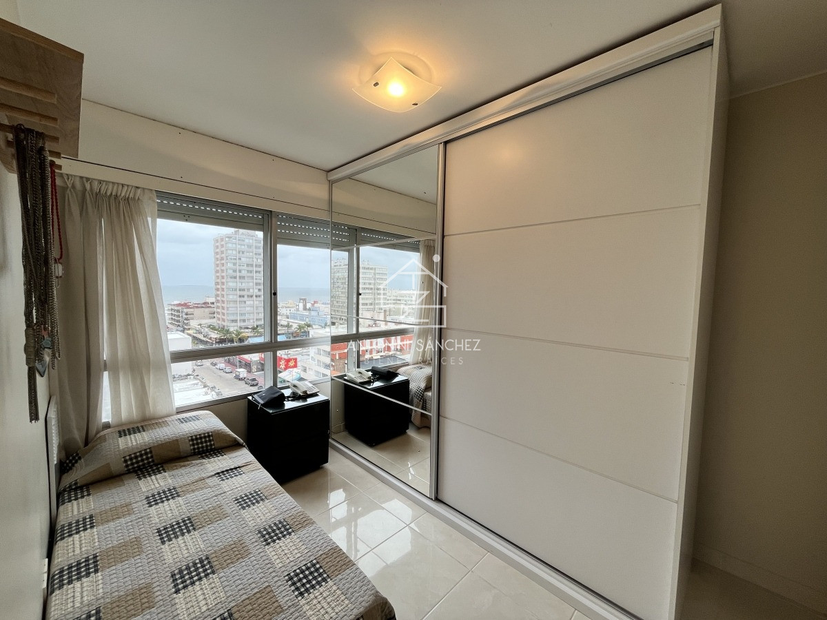 Apartamento ID.2437 - Venta Apartamento 2 Dormitorios Punta del Este
