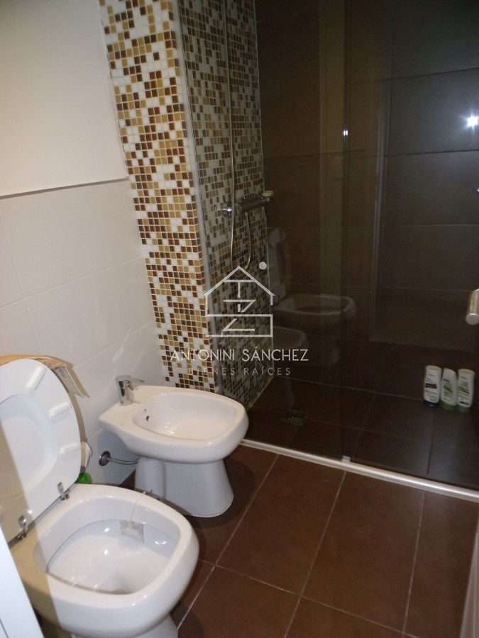 Apartamento ID.2420 - Venta Apartamento 3 Dormitorios Punta del Este 