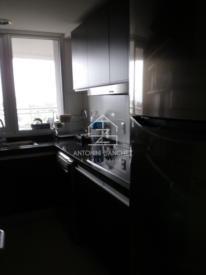 Apartamento ID.2420 - Venta Apartamento 3 Dormitorios Punta del Este 
