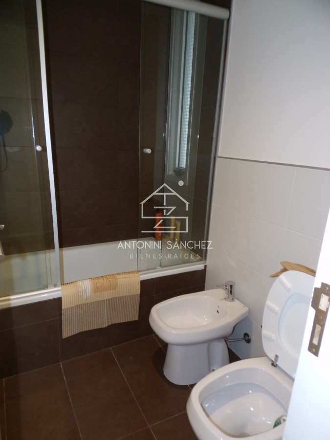 Apartamento ID.2420 - Venta Apartamento 3 Dormitorios Punta del Este 