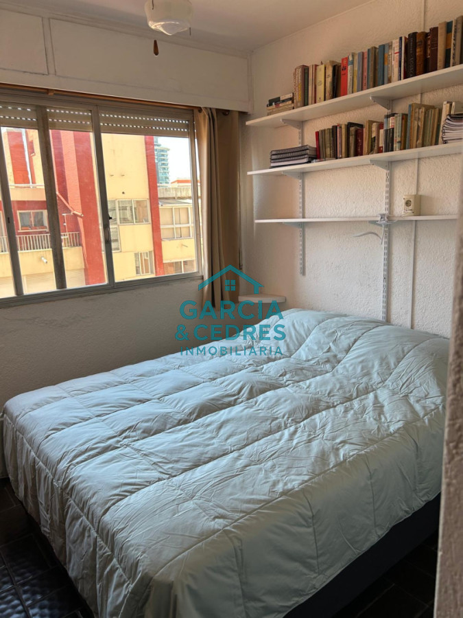 Apartamento ID.321 - Apartamento de 2 dormitorios en Playa Brava a pasos del mar