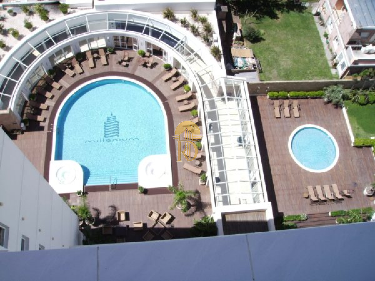 Playa Mansa Millenium 3 dormitorios piso alto -id-68-2