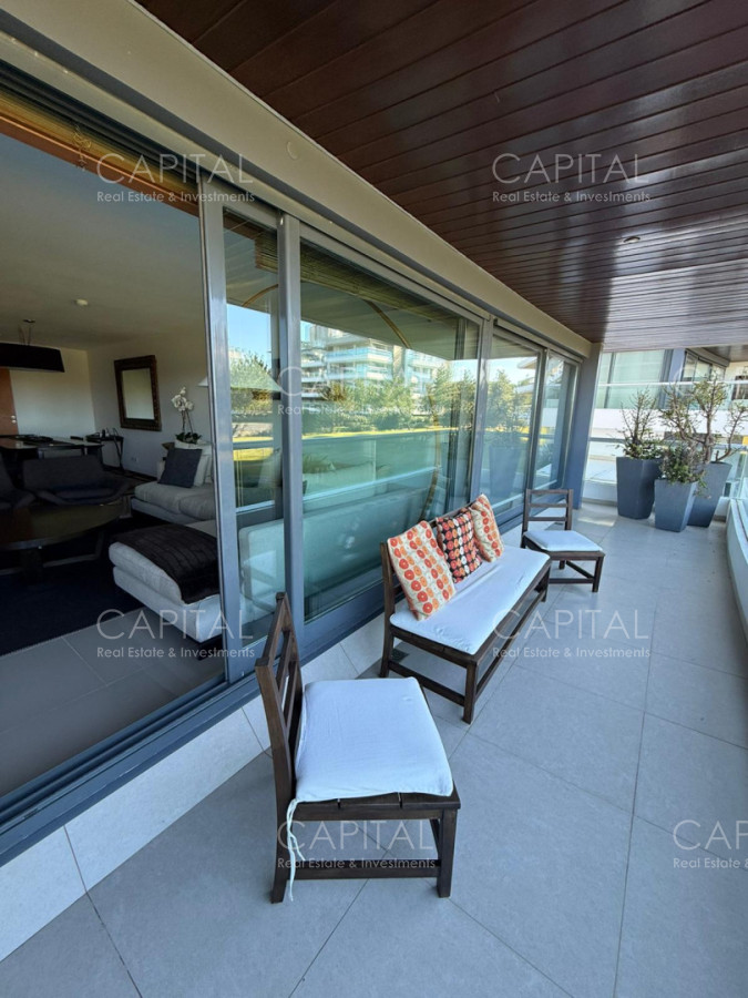 Apartamento ID.35729 - Marigot Brava Apartamento - Playa Brava 4 dorm 4 baños + toilette