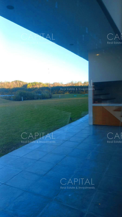 Apartamento ID.35729 - Marigot Brava Apartamento - Playa Brava 4 dorm 4 baños + toilette