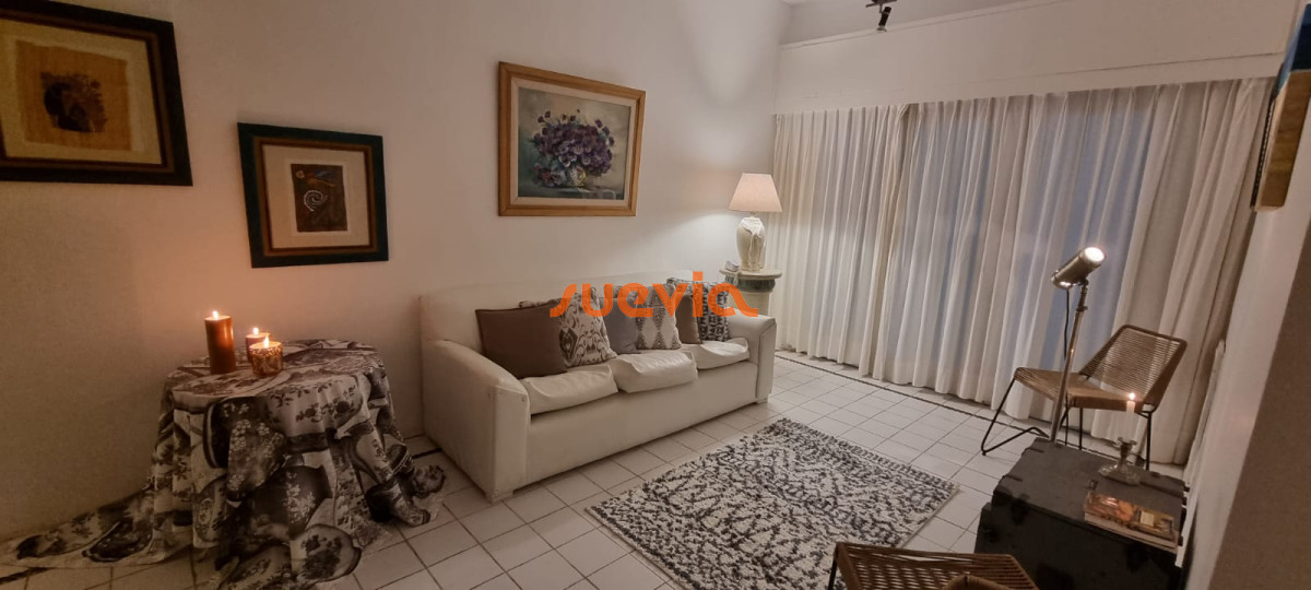 Apartamento en Península - Punta del Este. 