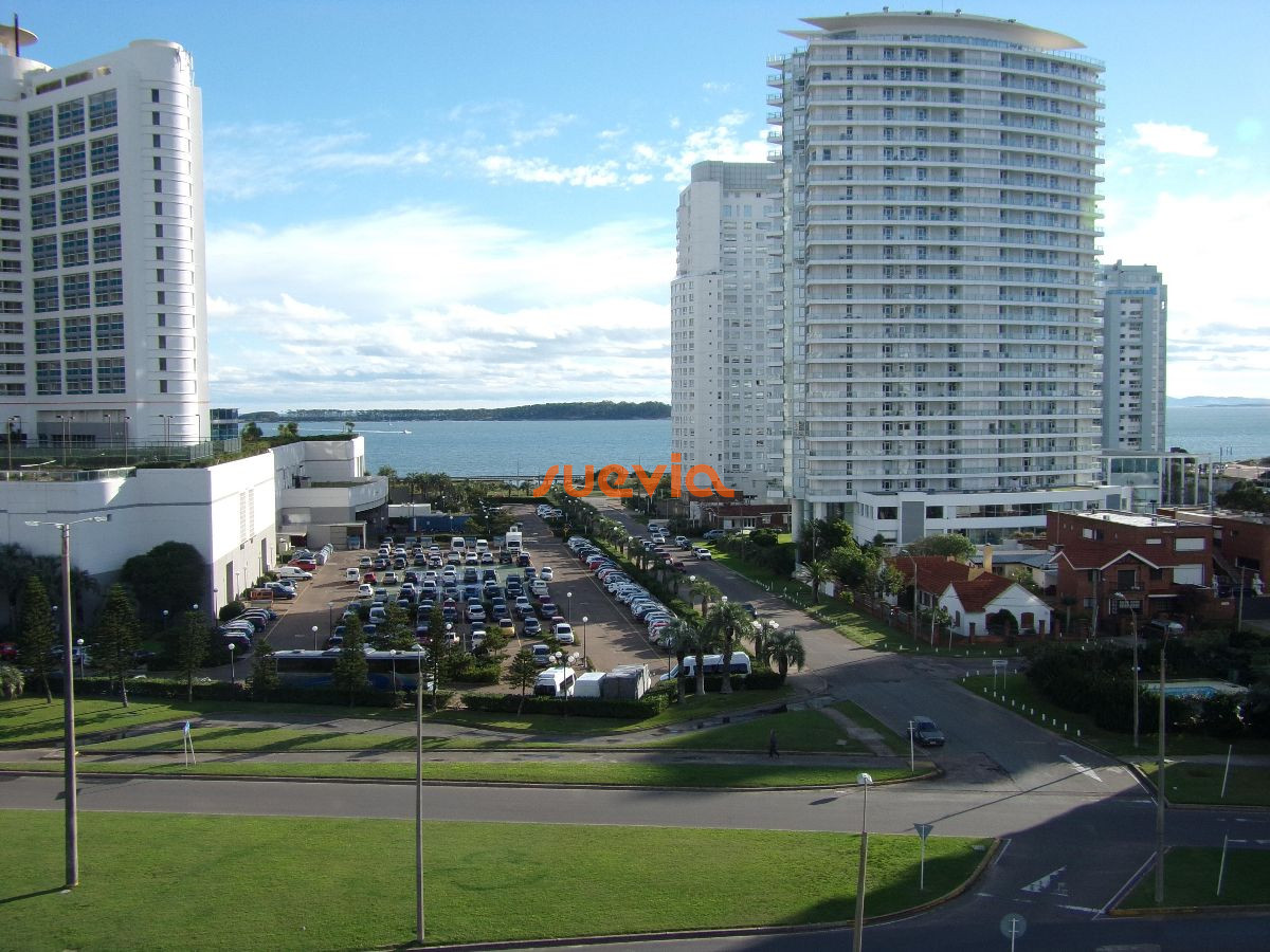 Aidy Grill - GoPunta - Portal Inmobiliario de Punta del Este - Maldonado