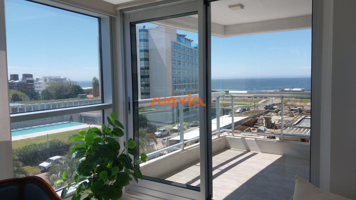 Apartamento en Punta del Este, Brava