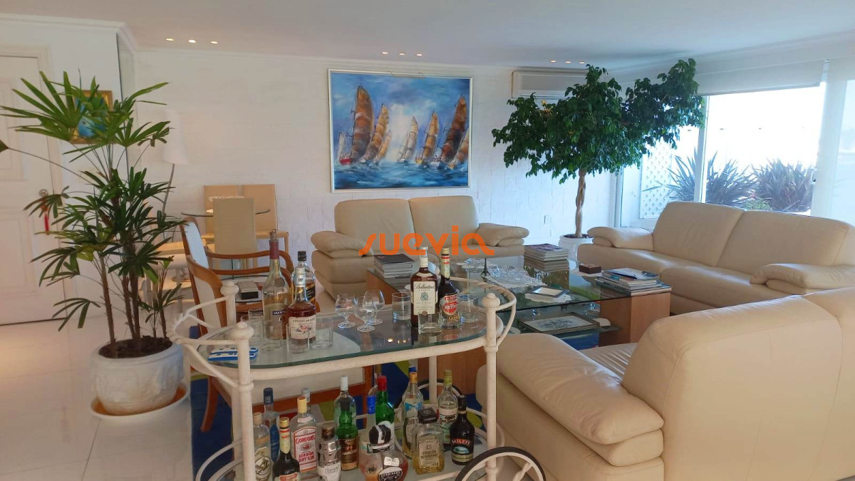 Apartamento ID.3750 - Pent House 4 dormitorios playa MANSA Panorámico